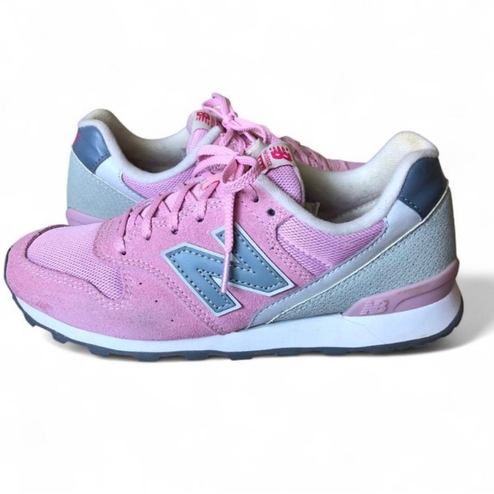New Balance 996 Women's Athletic Shoes Pink Size 6